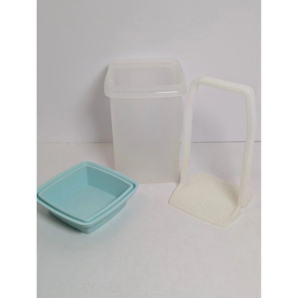 Tupperware vintage pickle